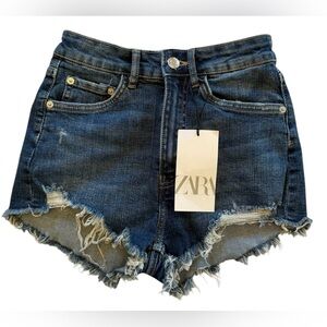 Zara Women's Dark Blue Frayed Hi Rise Denim Shorts Size US 0 EUR 32 NWT
